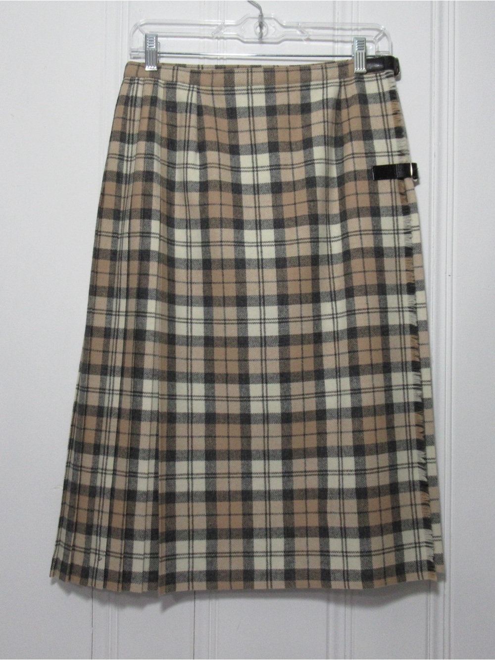 Vintage Pringle Beige Plaid Wool Wrap Skirt Size Small Academia